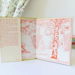 VINTAGE book - Hare Goes Shopping (1969)