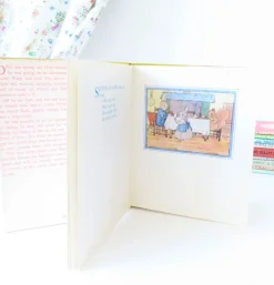 VINTAGE book - Hare Goes Shopping (1969)