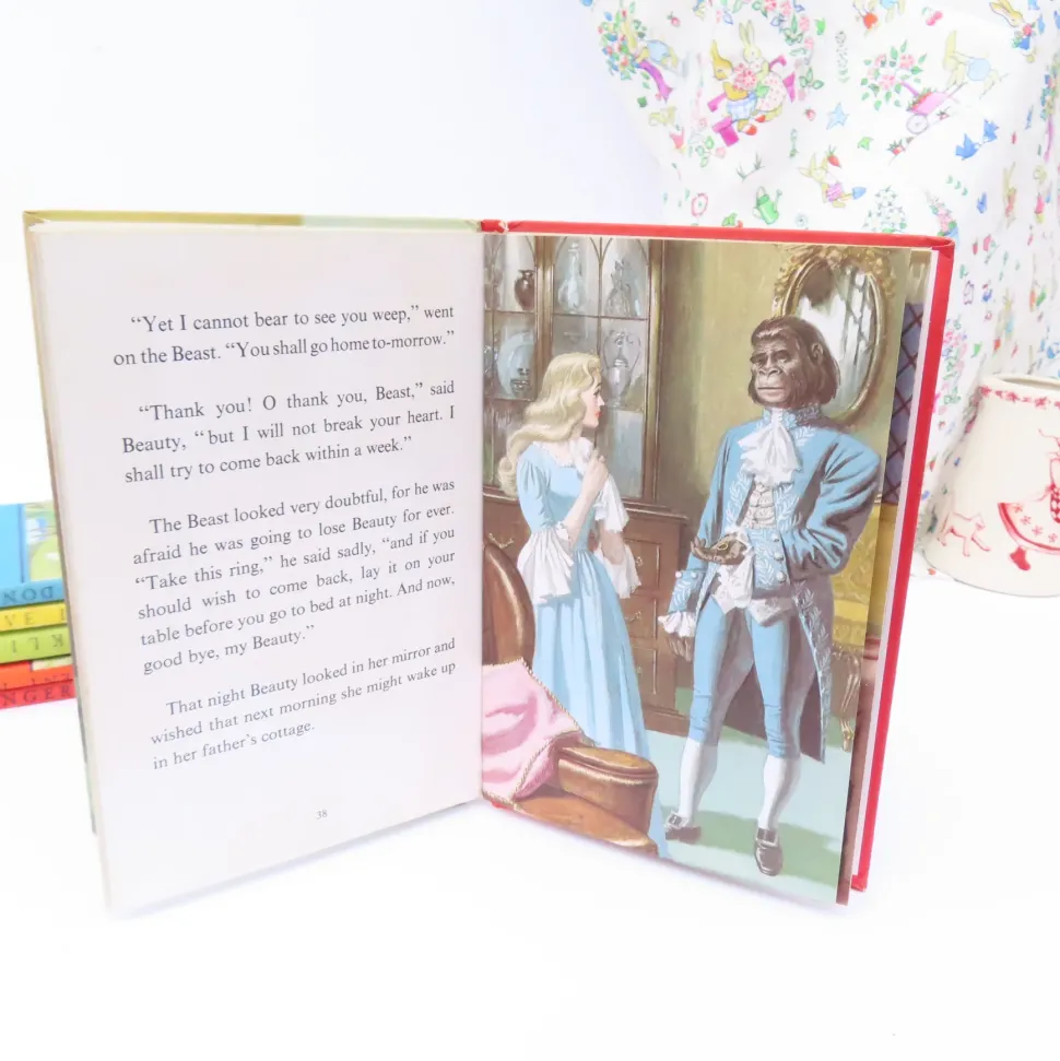 VINTAGE Ladybird book - Beauty and the Beast (mid 1970s)