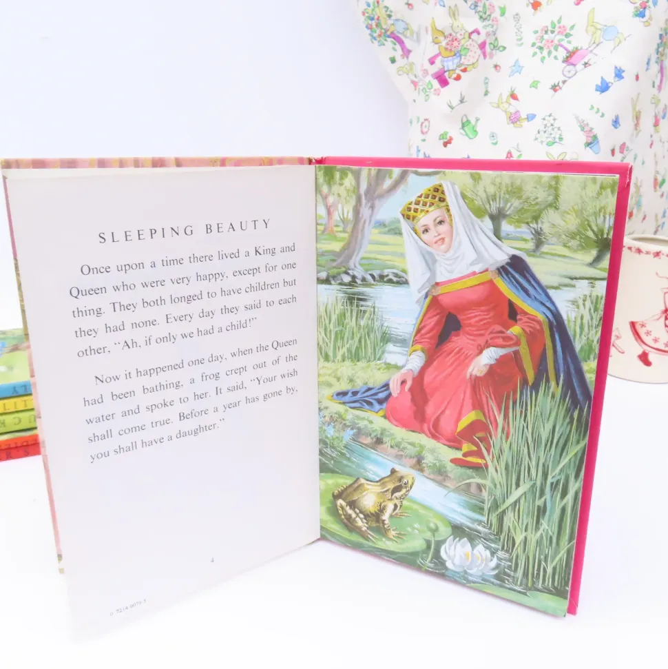 VINTAGE Ladybird book - Sleeping Beauty (late 1970s)