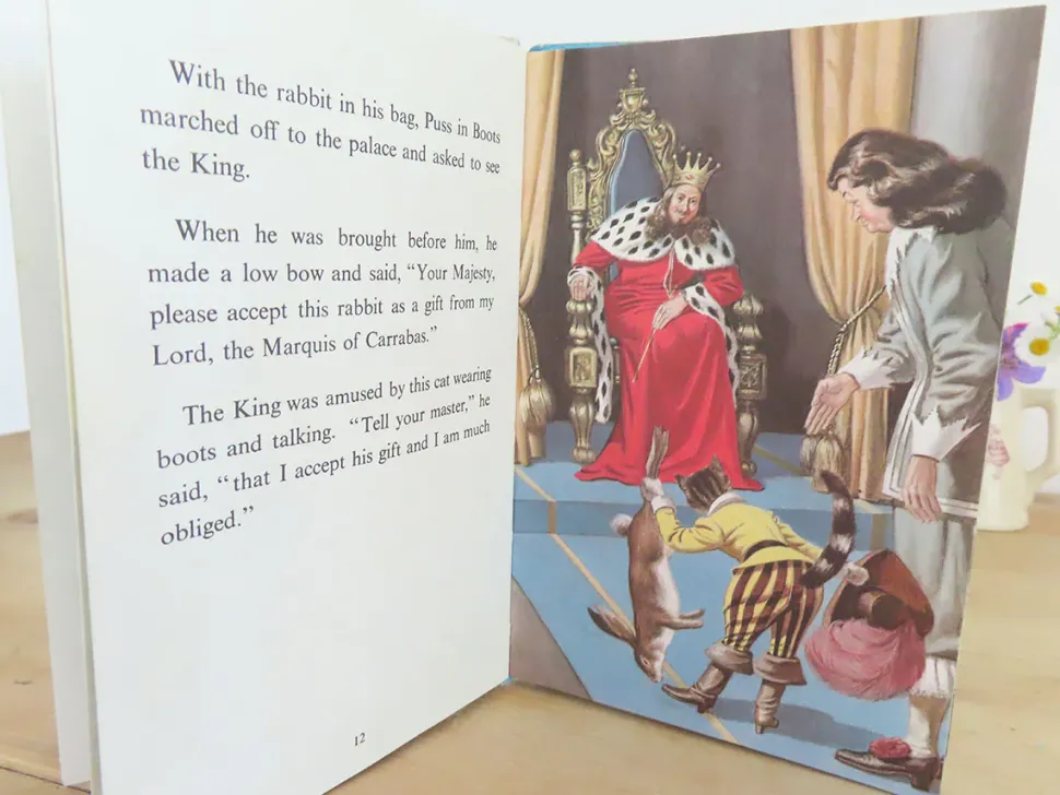 VINTAGE Ladybird book - Puss in Boots (1970s)
