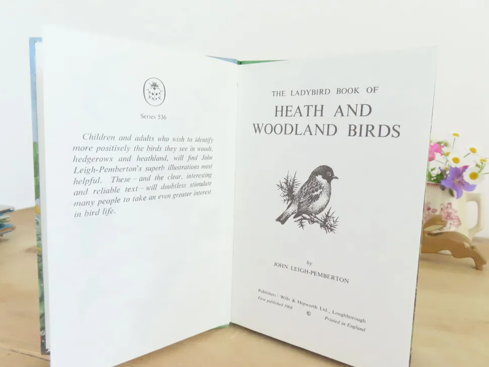 VINTAGE Ladybird book of Heath and Woodland Birds (1971)